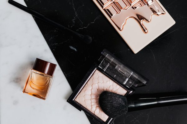 Quels secrets de beauté permettent-ils de sublimer le style féminin ?